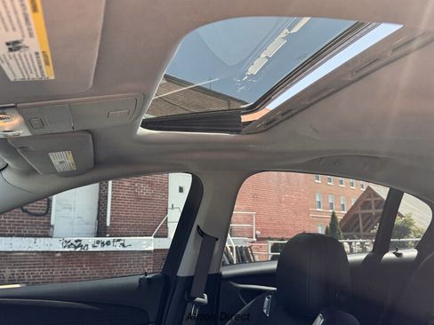 Used 2017 Chevrolet SS RWD image 18