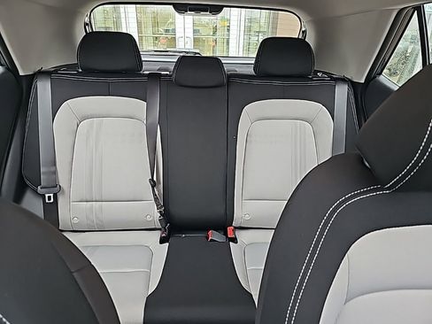 New 2026 Hyundai Venue SEL FWD image 29