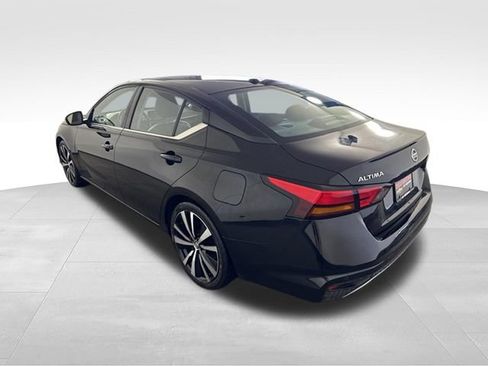 Used 2022 Nissan Altima 2.5 SR FWD image 6
