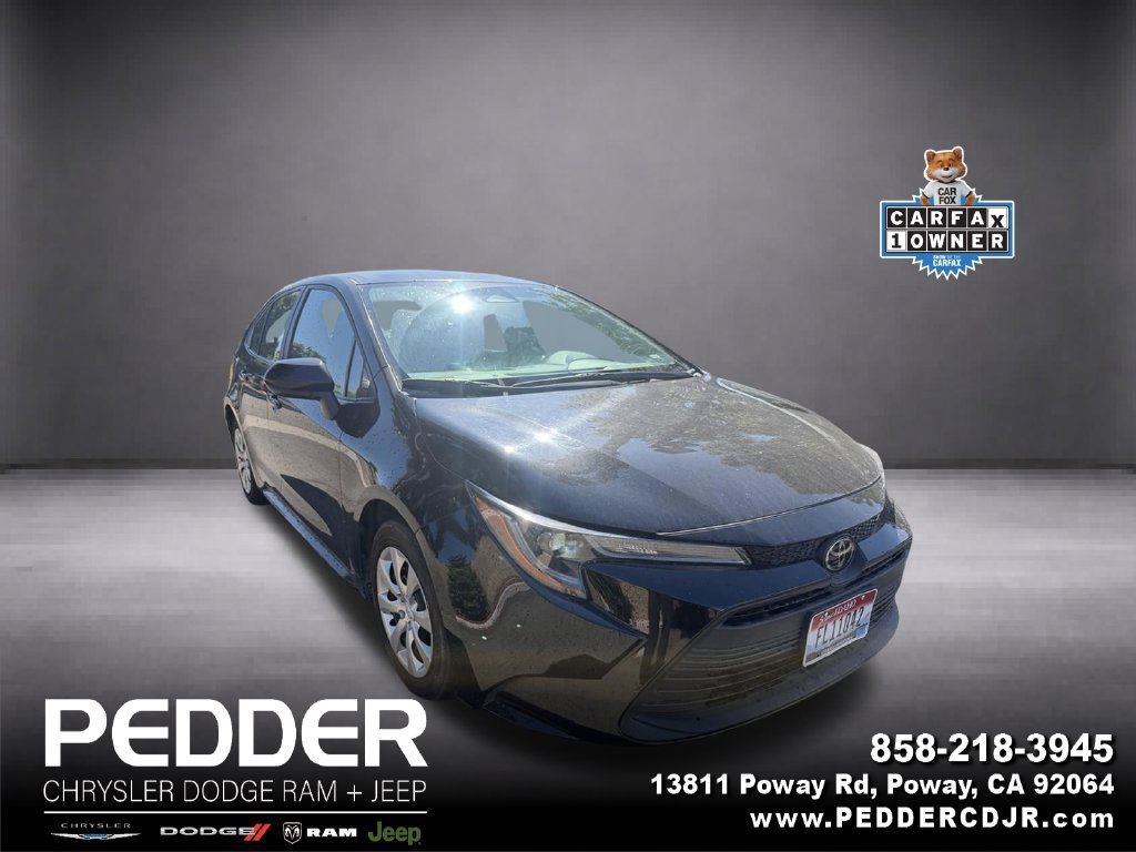 Used 2024 Toyota Corolla LE FWD image 1