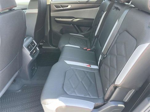 New 2026 Volkswagen Atlas Peak Edition AWD/4WD image 18