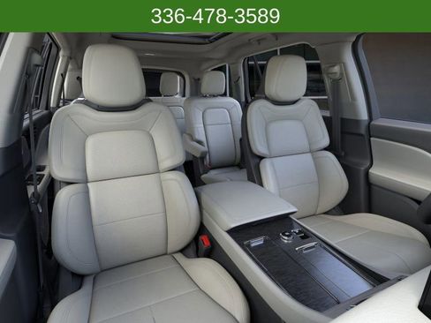 New 2025 Lincoln Aviator Reserve w/ Equipment Group 201A image 10