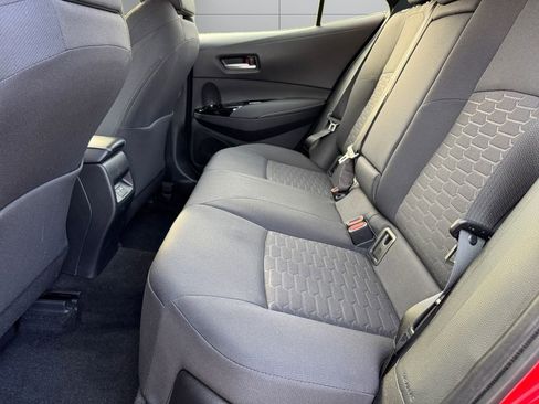 Used 2023 Toyota Corolla SE w/ SE Premium Package FWD image 16