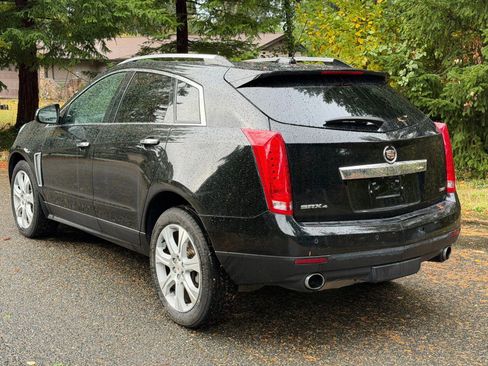 Used 2015 Cadillac SRX Premium w/ Trailering Package image 3