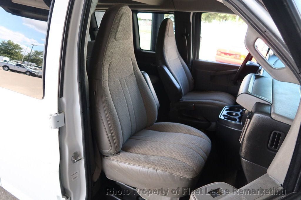 Used 2016 Chevrolet Express 3500 LT w/ LT Preferred Equipment Group RWD image 23