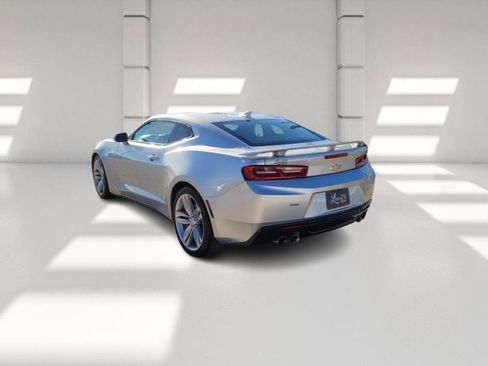 Used 2017 Chevrolet Camaro SS RWD image 5
