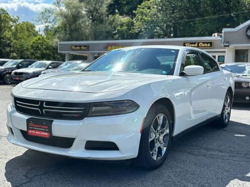 Used 2016 Dodge Charger SE w/ Popular Equipment Group AWD/4WD image 4