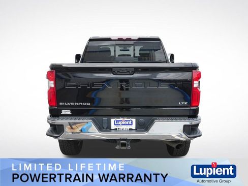 Used 2022 Chevrolet Silverado 2500 LTZ AWD/4WD image 5