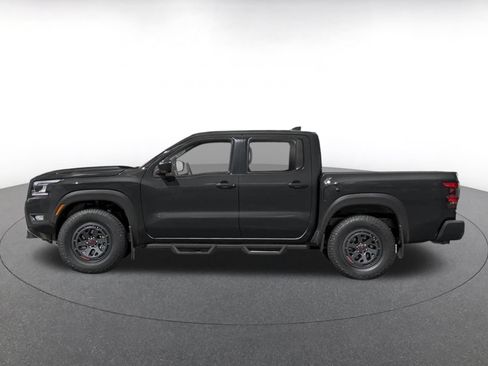 Used 2026 Nissan Frontier PRO-4X AWD/4WD image 3