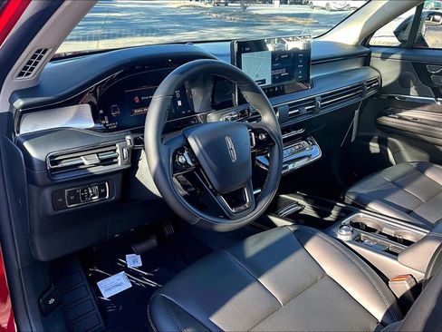 New 2026 Lincoln Corsair Premiere image 6