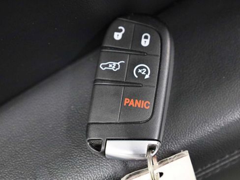 Used 2018 Jeep Grand Cherokee Altitude AWD/4WD image 40