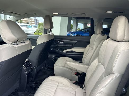 Certified 2025 Subaru Ascent Premium w/ Premium Package image 18