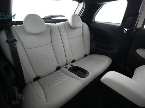 Used 2025 FIAT 500 e FWD image 5