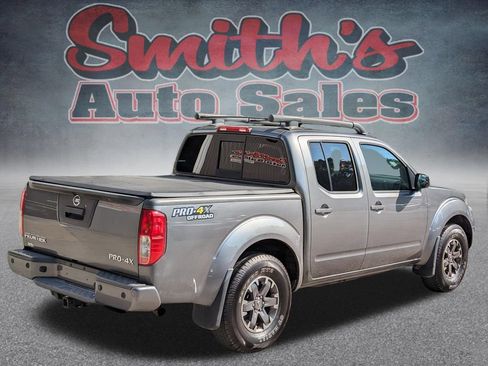 Used 2017 Nissan Frontier PRO-4X w/ Pro-4x Luxury Package AWD/4WD image 5