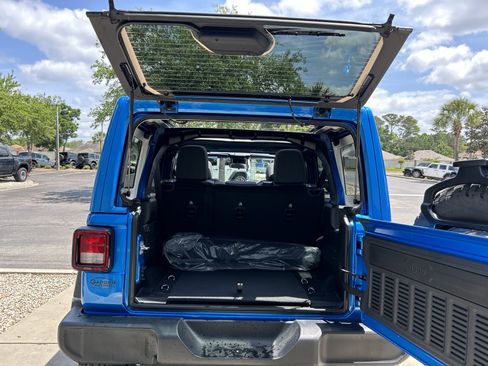 New 2025 Jeep Wrangler Sport S image 45