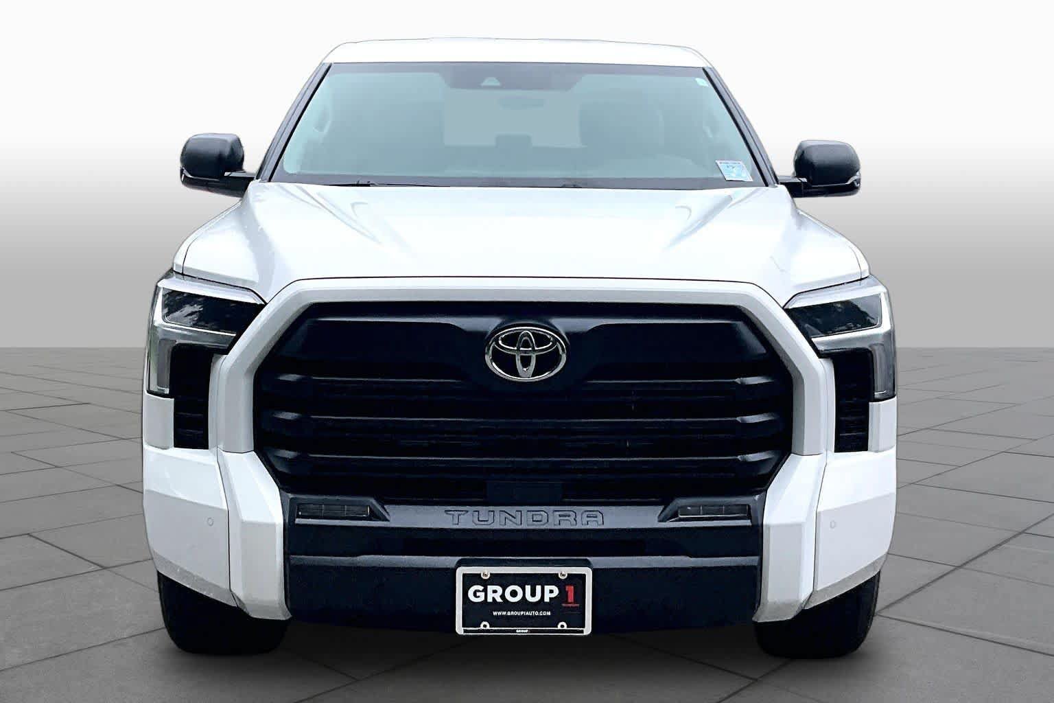 Used 2024 Toyota Tundra SR5 w/ SR5 Convenience Package AWD/4WD image 4