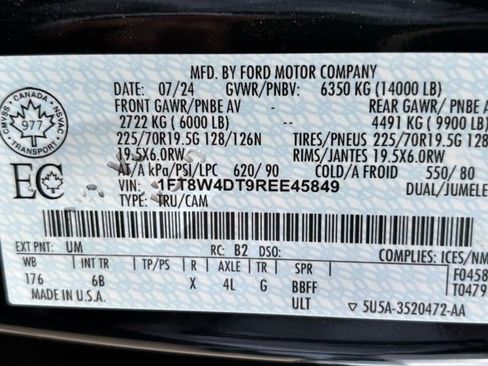 Used 2024 Ford F450 Lariat w/ Camper Package image 30