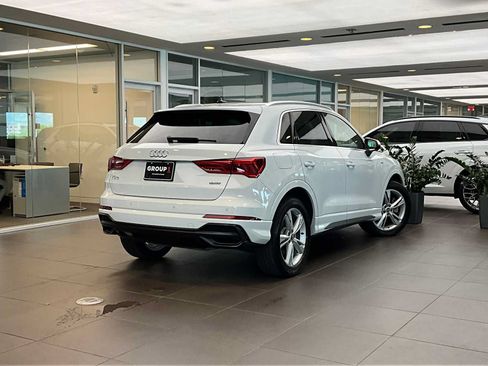 Used 2024 Audi Q3 2.0T Premium w/ Convenience Package AWD/4WD image 5