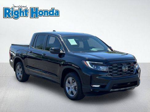 Certified 2025 Honda Ridgeline TrailSport image 7