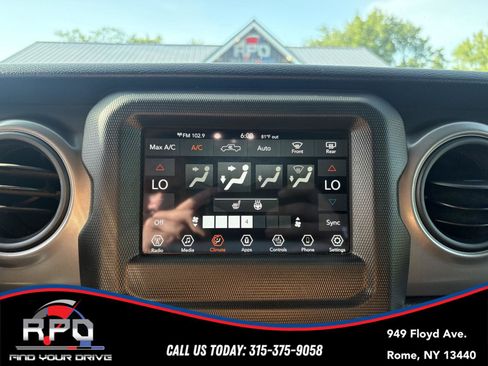 Used 2021 Jeep Gladiator Sport AWD/4WD image 15