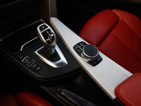 Used 2017 BMW 340i xDrive Sedan image 44