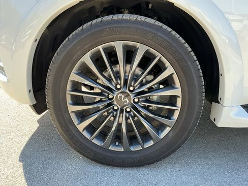 Certified 2024 INFINITI QX80 Sensory image 6