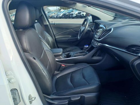 Used 2017 Chevrolet Volt Premier w/ Driver Confidence II Package image 19