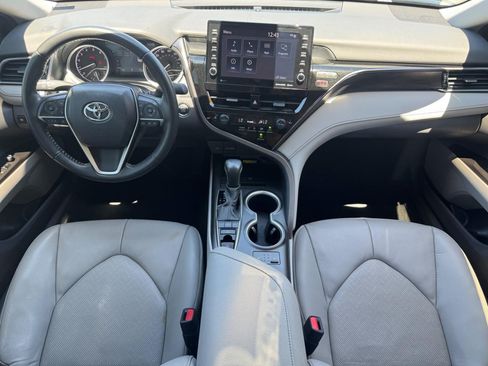 Used 2024 Toyota Camry XLE FWD image 12