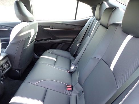 New 2026 Toyota Camry SE image 12