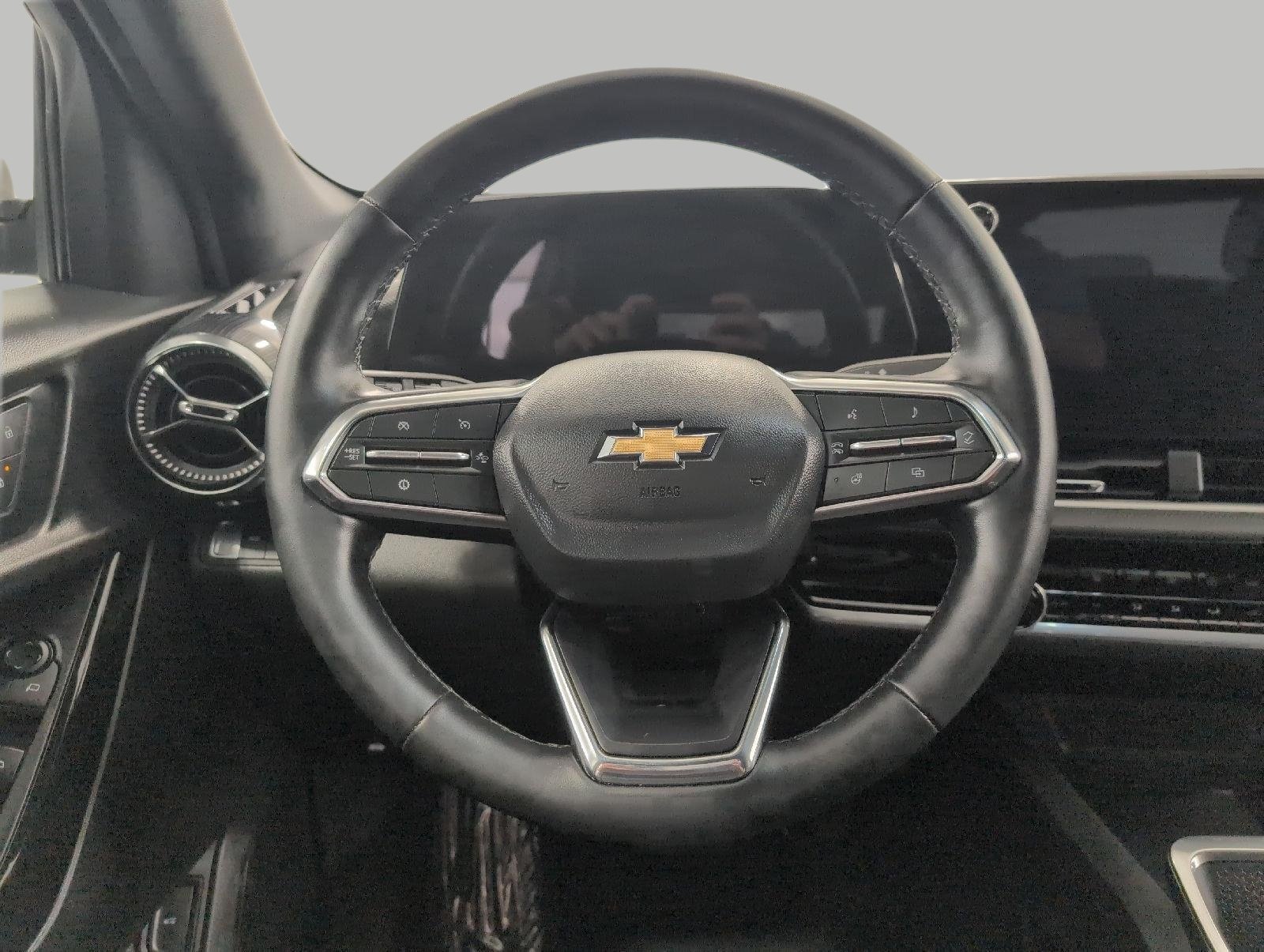 Used 2026 Chevrolet Equinox LT w/ Convenience Package II AWD/4WD image 5