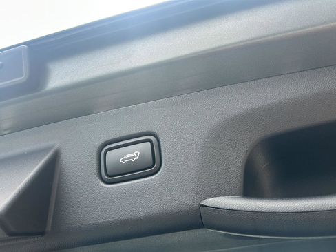 Certified 2025 Hyundai Tucson SEL AWD/4WD image 8