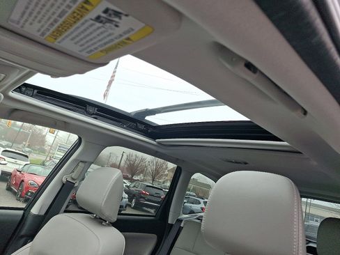 Used 2018 Subaru Forester 2.5i Limited image 14