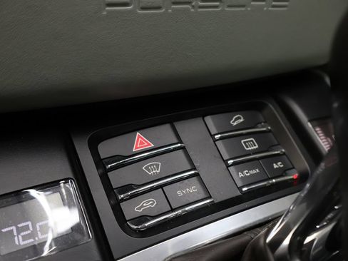 Used 2016 Porsche Macan S w/ Infotainment Package AWD/4WD image 29
