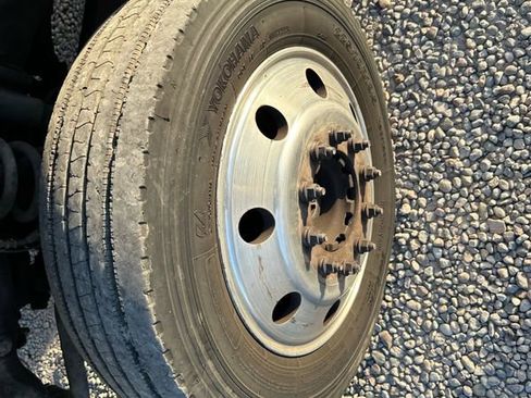 Used 2019 Ford F550 XLT image 28