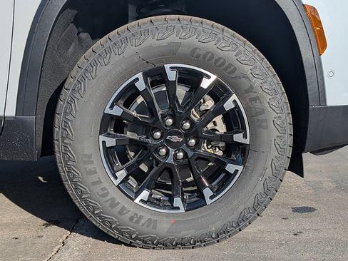 New 2026 Chevrolet Traverse Z71 AWD/4WD image 6