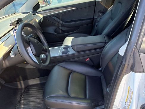 Used 2023 Tesla Model 3 Standard Range RWD image 8