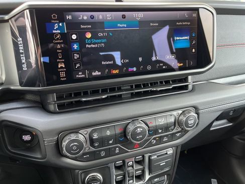 New 2026 Jeep Gladiator Rubicon image 33