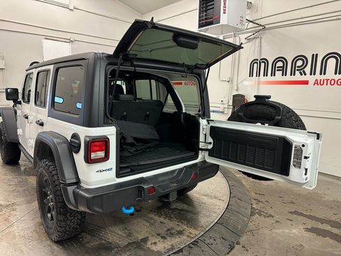 Used 2024 Jeep Wrangler Willys 4xe image 16