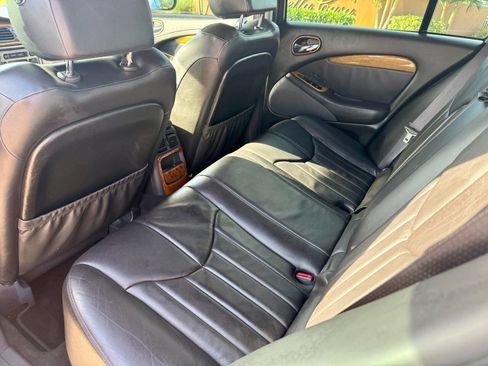 Used 2001 Jaguar S-TYPE 4.0 image 12