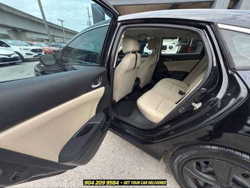 Used 2017 Honda Civic LX image 25