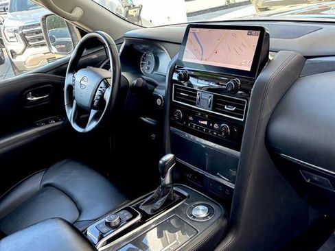Used 2024 Nissan Armada SV image 28