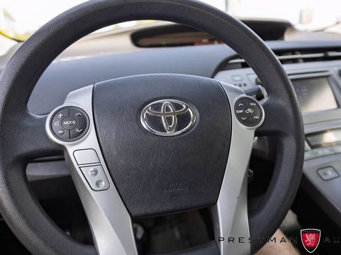 Used 2015 Toyota Prius Two FWD image 22