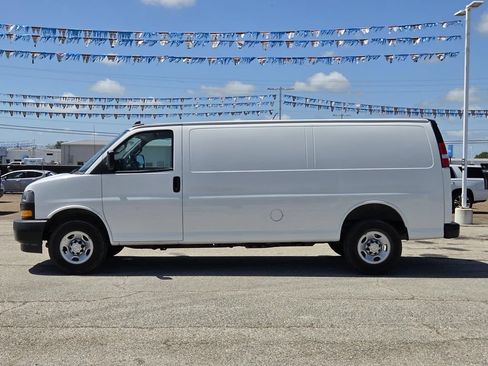 Used 2023 Chevrolet Express 2500 Extended w/ Driver Convenience Package RWD image 6
