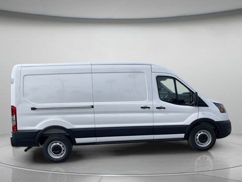 New 2026 Ford Transit 250 148 Medium Roof RWD image 2