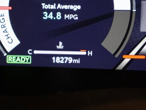 Used 2025 Toyota Camry XSE image 17