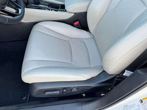 Used 2025 Honda Accord EX-L image 15