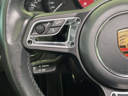 Certified 2019 Porsche 911 Targa 4 GTS AWD/4WD image 36