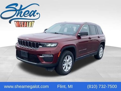 Used 2023 Jeep Grand Cherokee Limited image 1