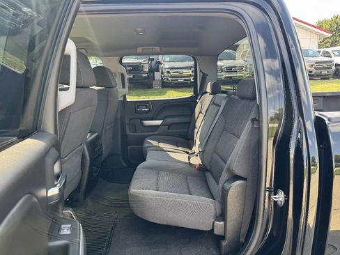 Used 2019 Chevrolet Silverado 2500 LT w/ Midnight Edition AWD/4WD image 12
