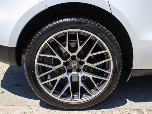Used 2020 Porsche Macan AWD/4WD image 41